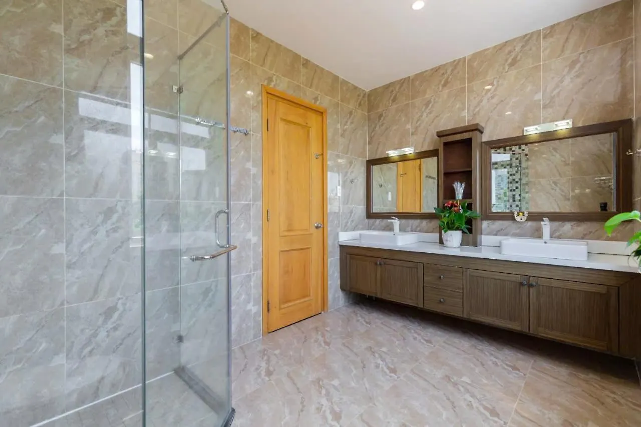 Lux Villa03 头顿